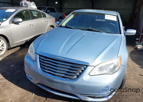 2012 Chrysler 200 Touring из США, поврежденный, VIN 1C3CCBBB0CN288158